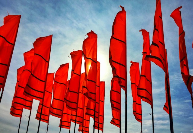 10 Tanda Red Flag dalam Hubungan yang Perlu Diwaspadai