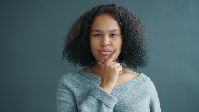 Mengenal Impostor Syndrome, 9 Cara Mengatasi, dan Penyebabnya